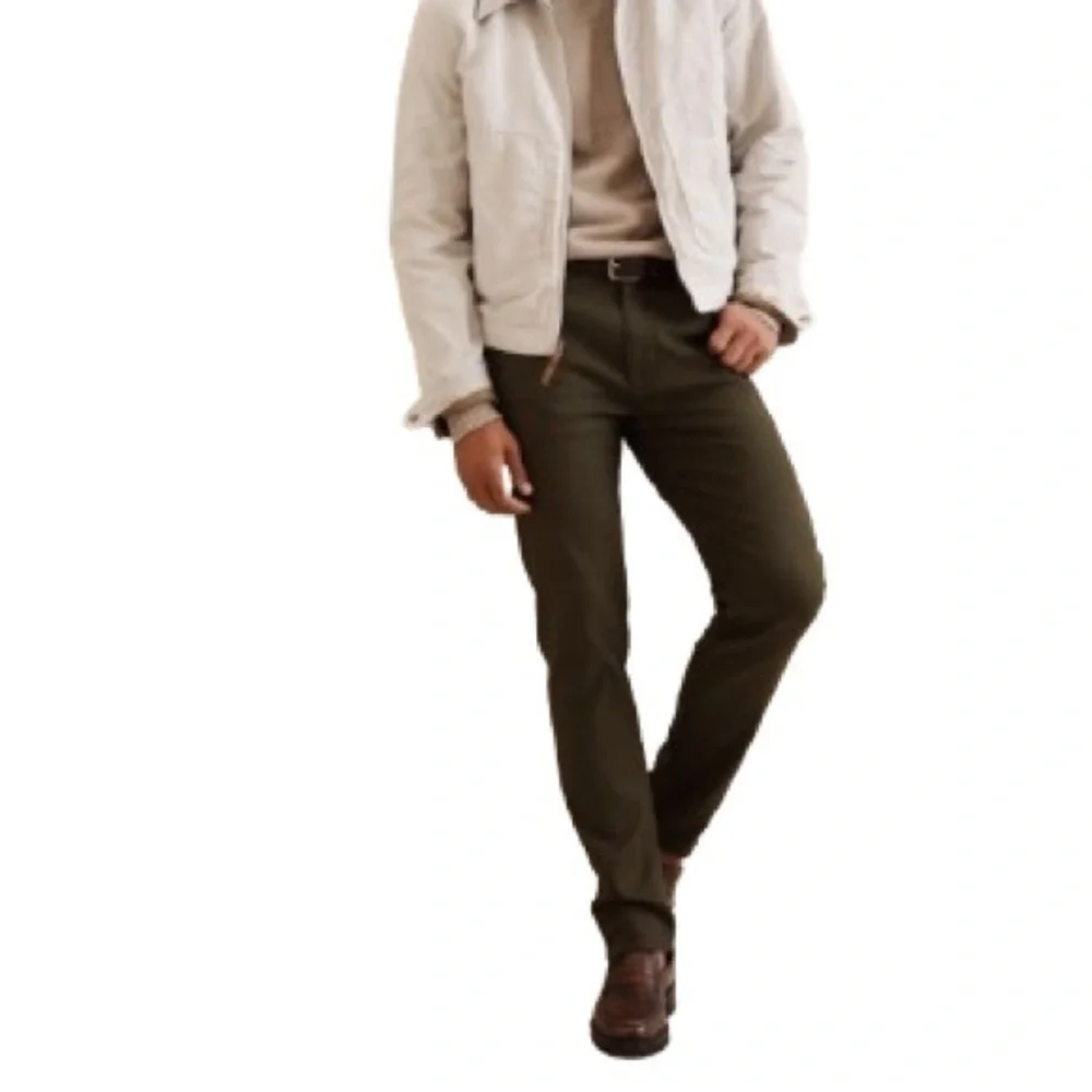 Banana Republic traveler slim fit brushed surplus olive pants size 31x32